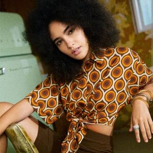 Cider Vintage-Inspired Geometric Shirt in Brown and Orange